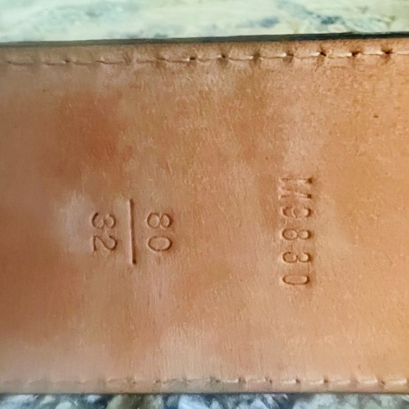 Louis Vuitton 40mm LV Belt 80 32 Black - EXCELLENT CONDITION! NO FLAWS! - Picture 5 of 6